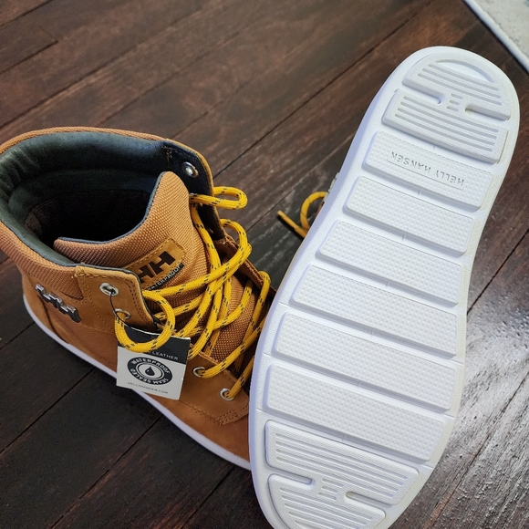 Helly Hansen waterproof boots - Picture 3 of 8